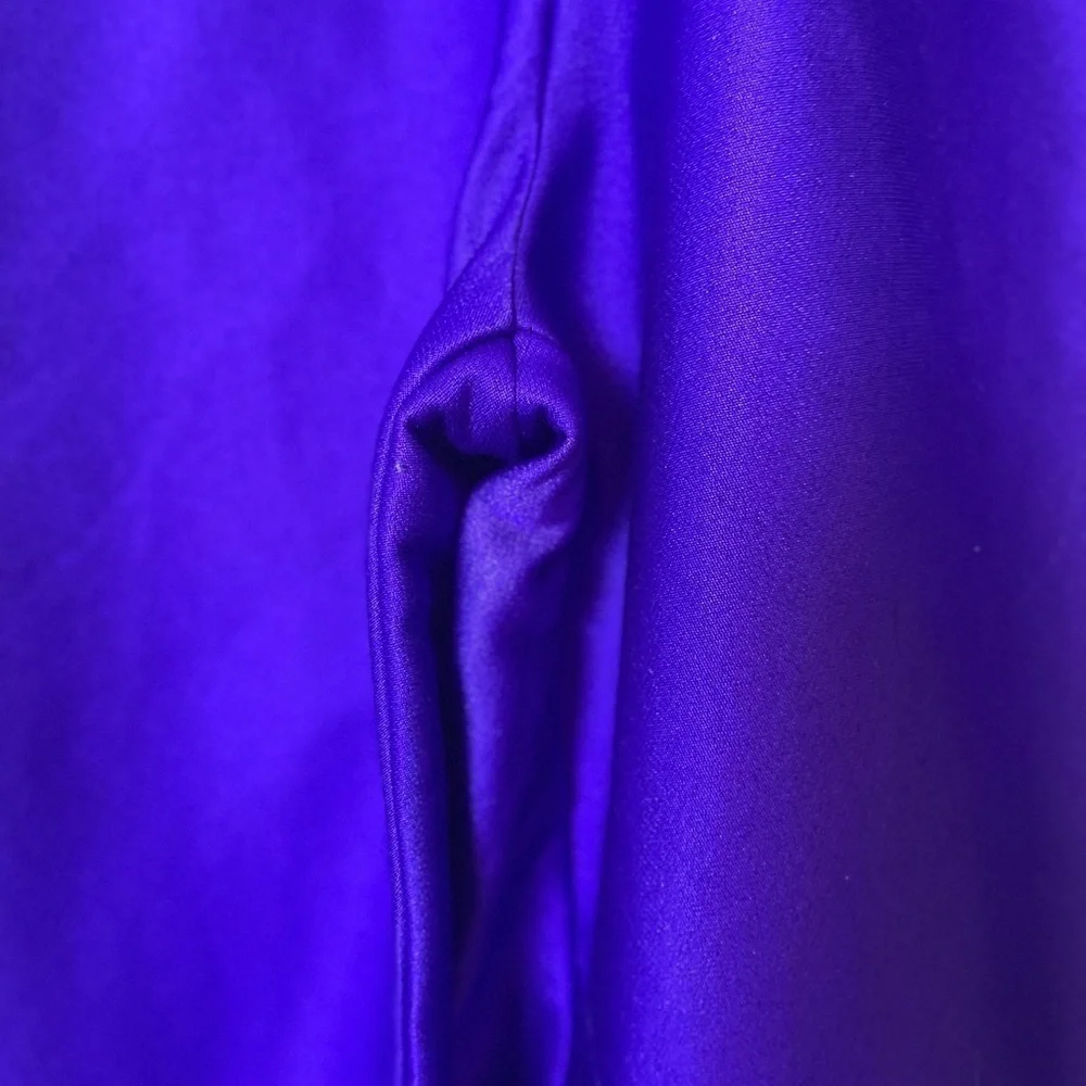 Vibrant Purple Women's Cropped Pants - Picture 6 of 15